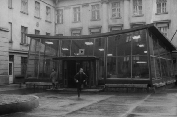 Cs. K&aacute;d&aacute;r P&eacute;ter - XXI. sz&aacute;zadi Diszk&oacute;nika, 547. Hangosfilm technika &eacute;s hangeszt&eacute;tika, tizen&ouml;t&ouml;dik elm&eacute;lked&eacute;s &ndash; &Aacute;lmodoz&aacute;sok kora 2.
