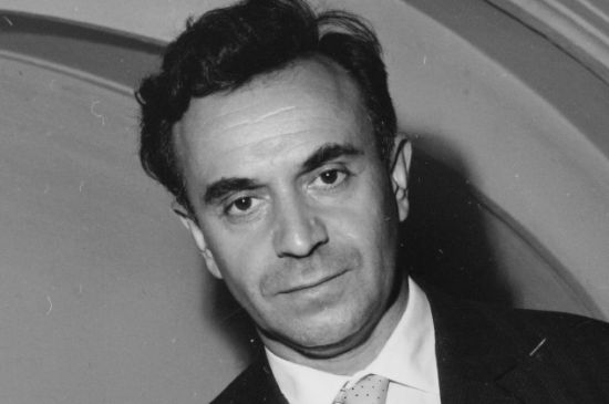 szm02