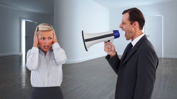 Cs.K&aacute;d&aacute;r P&eacute;ter - XXI. sz&aacute;zadi Diszk&oacute;nika, 49. D&uuml;b&ouml;rgő basszusok