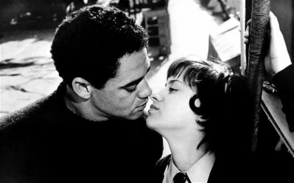 Cs. K&aacute;d&aacute;r P&eacute;ter - XXI. sz&aacute;zadi Diszk&oacute;nika, 540. Hangosfilm technika &eacute;s hangeszt&eacute;tika, nyolcadik elm&eacute;lked&eacute;s &ndash; Egy csepp m&eacute;z 3.