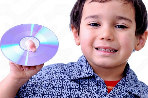 Cs. K&aacute;d&aacute;r P&eacute;ter - XXI. sz&aacute;zadi Diszk&oacute;nika, 480. A CD nagycsal&aacute;d &ndash; &Aacute;rv&aacute;k. Harmadik mer&iacute;t&eacute;s