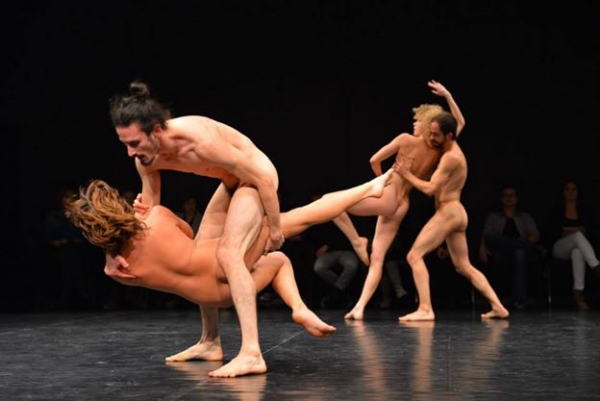 Cs.K&aacute;d&aacute;r P&eacute;ter - XXI. sz&aacute;zadi Diszk&oacute;nika, 75. L&eacute;p&eacute;sről l&eacute;p&eacute;sre